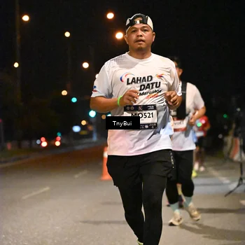Runner Photo 7756972