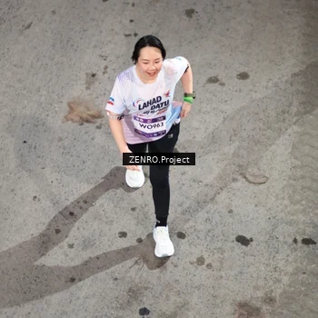 Runner Photo 7756974