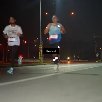 Runner Photo 7756978