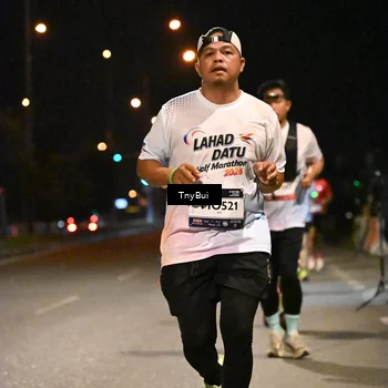 Runner Photo 7756998