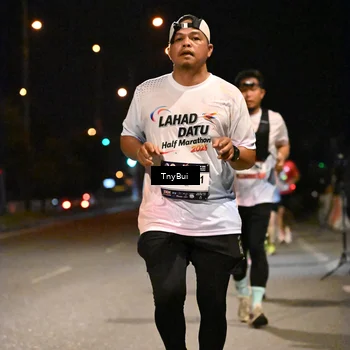 Runner Photo 7757003