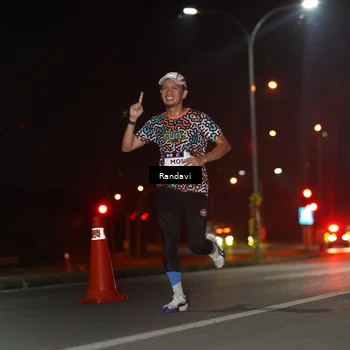 Runner Photo 7757029