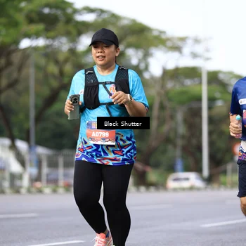 Runner Photo 7757057