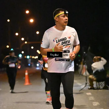 Runner Photo 7757069