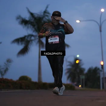 Runner Photo 7757081