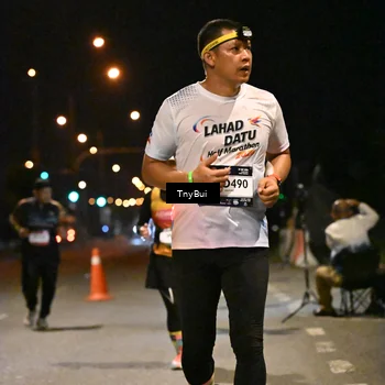 Runner Photo 7757096