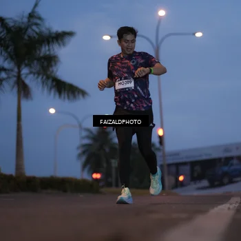 Runner Photo 7757097