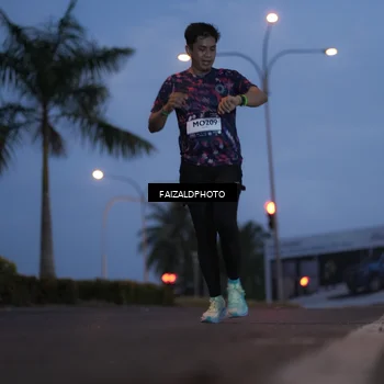 Runner Photo 7757100