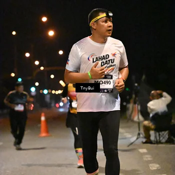 Runner Photo 7757106