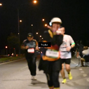 Runner Photo 7757113