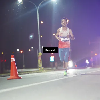 Runner Photo 7757119