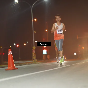 Runner Photo 7757122