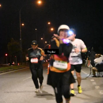Runner Photo 7757123
