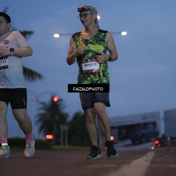 Runner Photo 7757132
