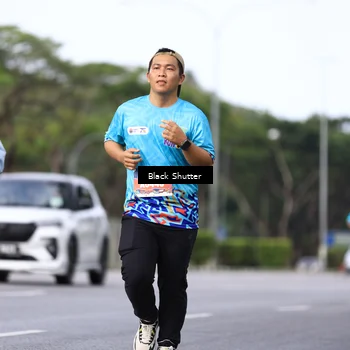 Runner Photo 7757152