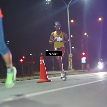 Runner Photo 7757182