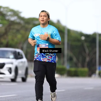 Runner Photo 7757195