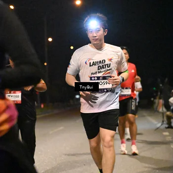 Runner Photo 7757196