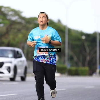 Runner Photo 7757200
