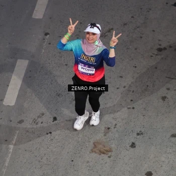 Runner Photo 7757202