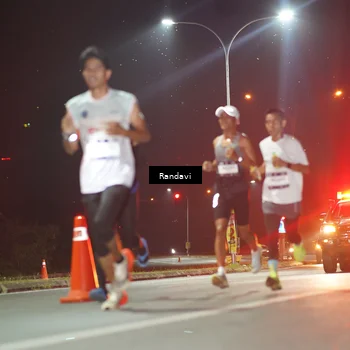 Runner Photo 7757223