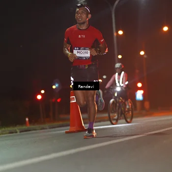 Runner Photo 7757224