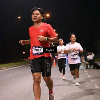 Runner Photo 7757251