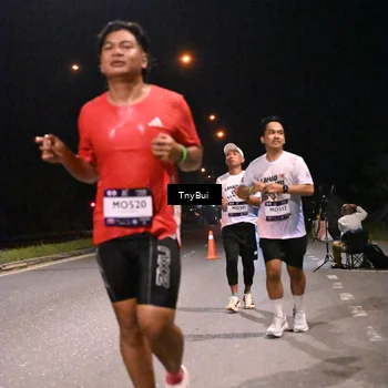 Runner Photo 7757265