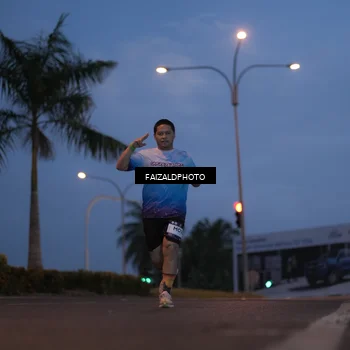 Runner Photo 7757273