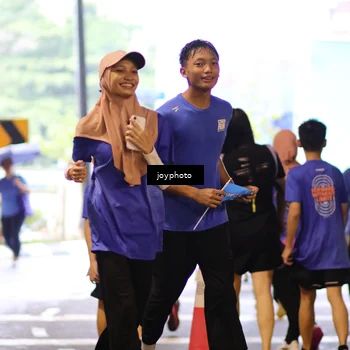 Runner Photo 7757275