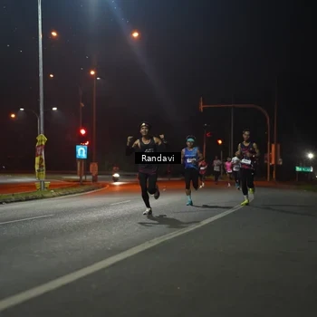 Runner Photo 7757277
