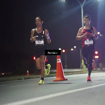 Runner Photo 7757294