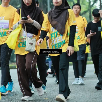 Runner Photo 7757302