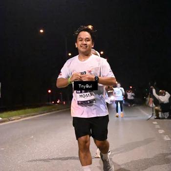 Runner Photo 7757305