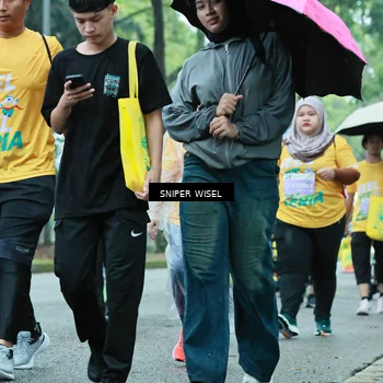 Runner Photo 7757316