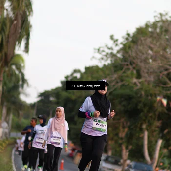 Runner Photo 7757320