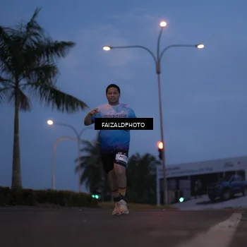 Runner Photo 7757321
