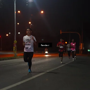 Runner Photo 7757340