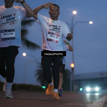Runner Photo 7757353