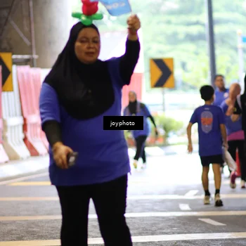 Runner Photo 7757354