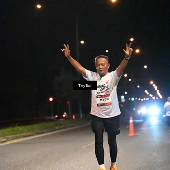 Runner Photo 7757381