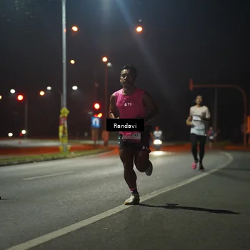 Runner Photo 7757386
