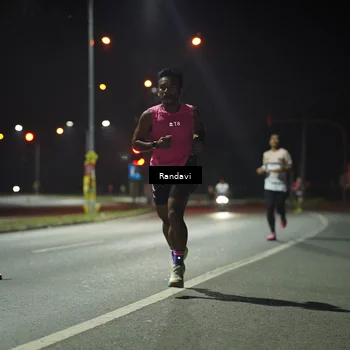 Runner Photo 7757388