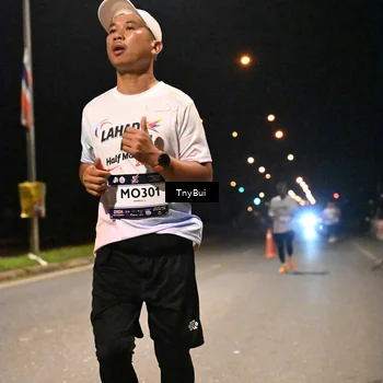 Runner Photo 7757414