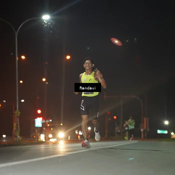 Runner Photo 7757440