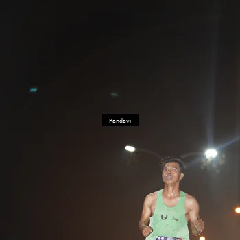 Runner Photo 7757494