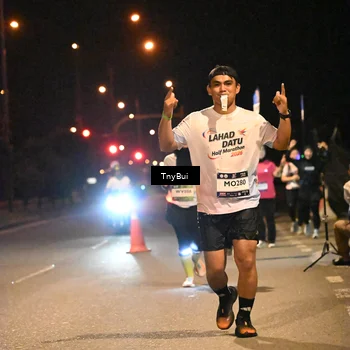 Runner Photo 7757562