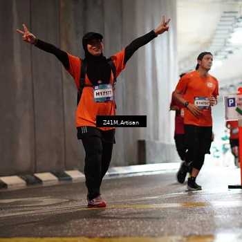 Runner Photo 7757568