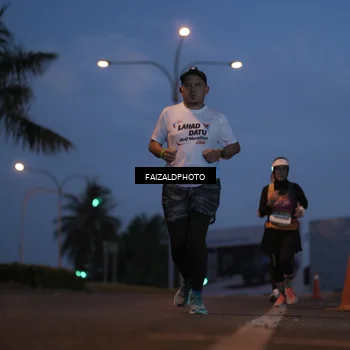 Runner Photo 7757580