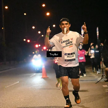 Runner Photo 7757593